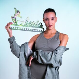 Medagliere autografato Alessia Maurelli con Vittoria Palla cielo Verde personalizzato con il nome | Portamedaglie Ginnastica Ritmica